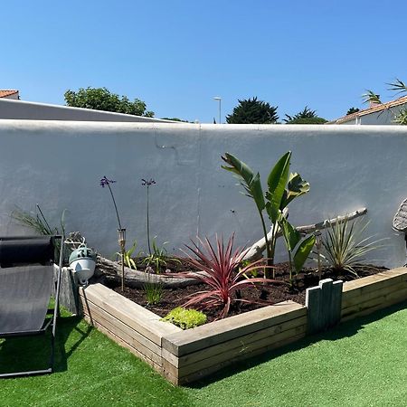 Maison avec spa idéalement placée au bois plage Le Bois-Plage-en-Ré Extérieur photo