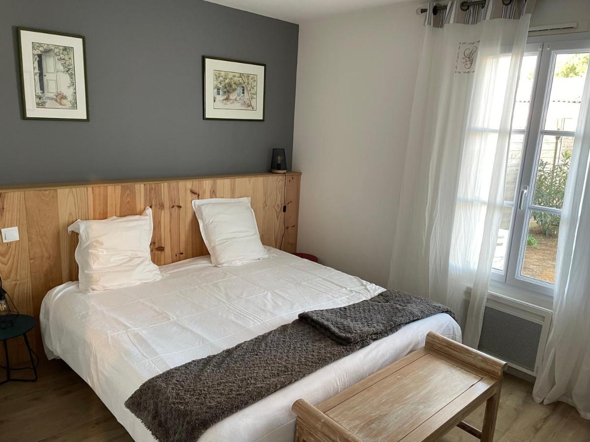 Maison avec spa idéalement placée au bois plage Le Bois-Plage-en-Ré Extérieur photo