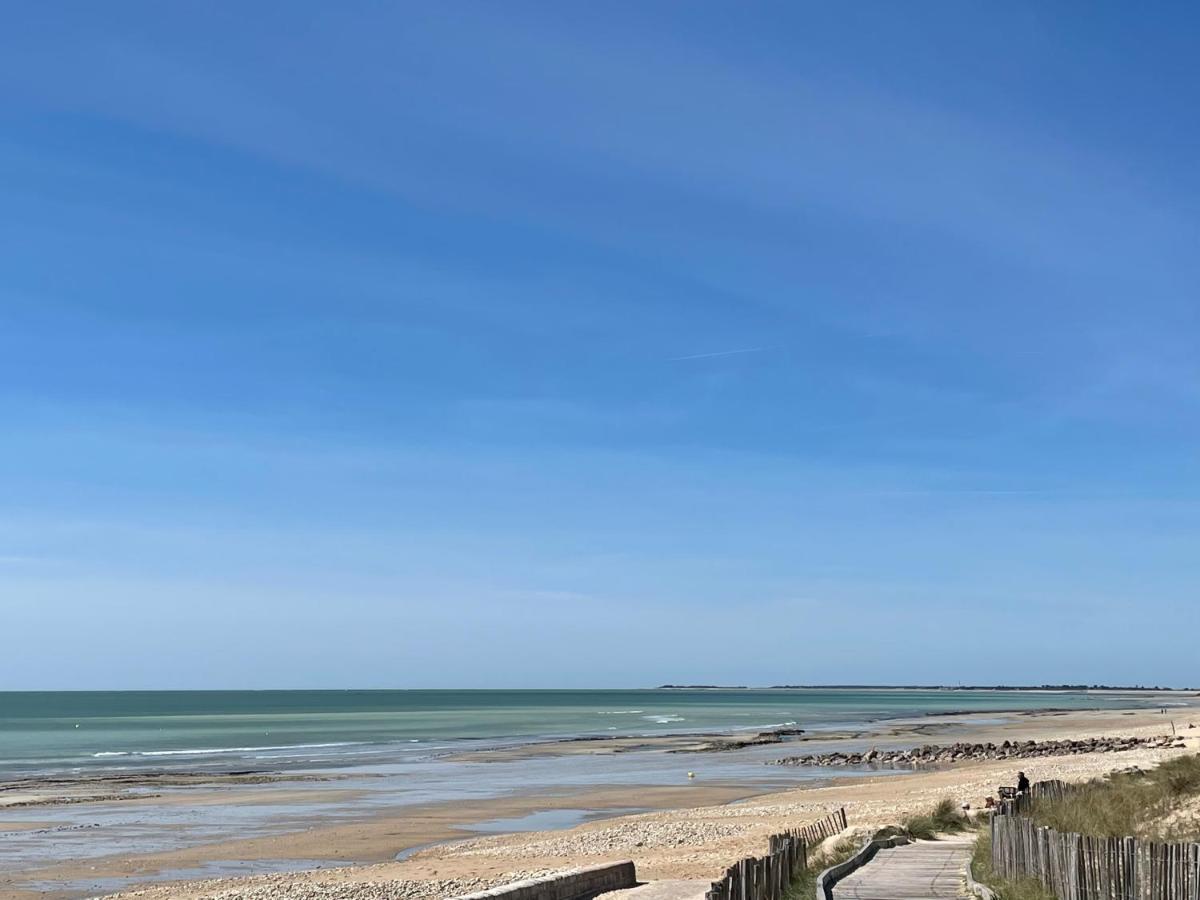 Maison avec spa idéalement placée au bois plage Le Bois-Plage-en-Ré Extérieur photo